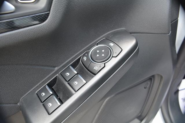 2025 Ford Escape ST-Line photo 8