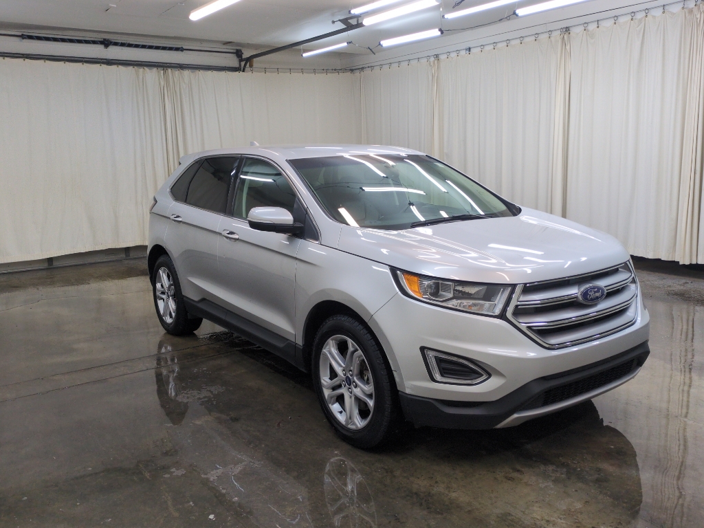 2018 Ford Edge Titanium photo 3