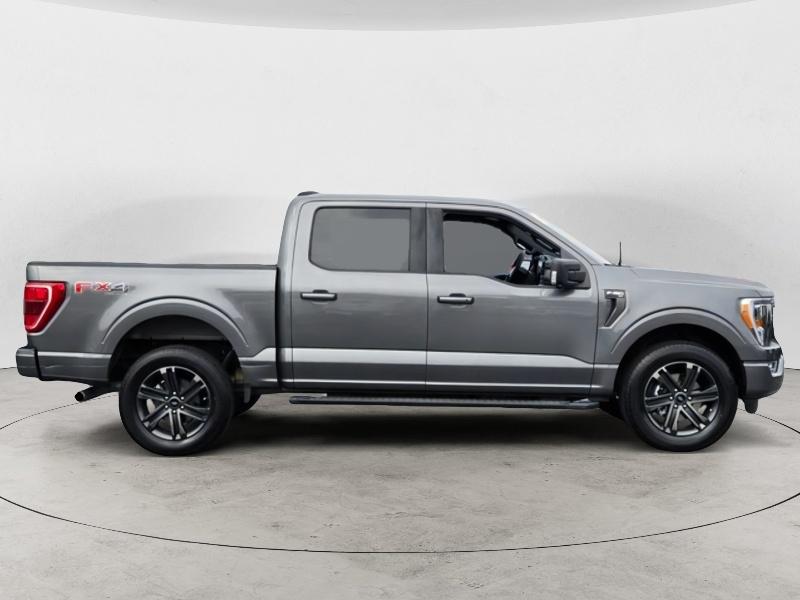 2022 Ford F-150 XLT photo 2