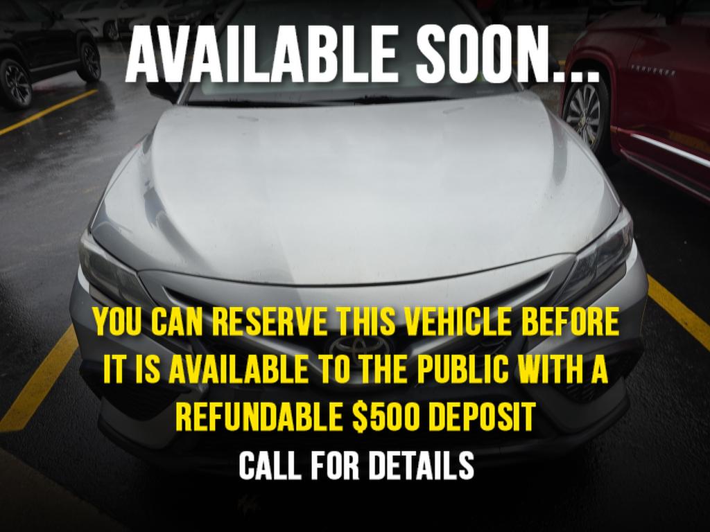 2022 Toyota Camry SE Nightshade's photo