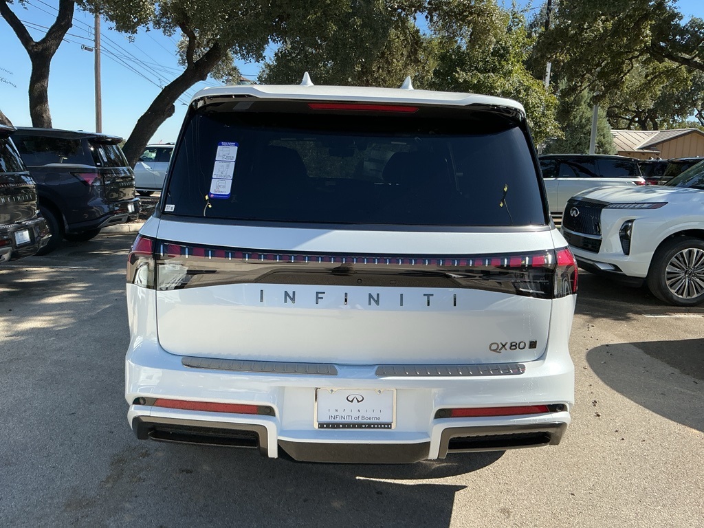 2026 Infiniti QX80 photo 4