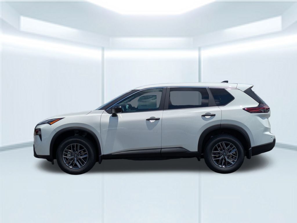 2026 Nissan Rogue S photo 2