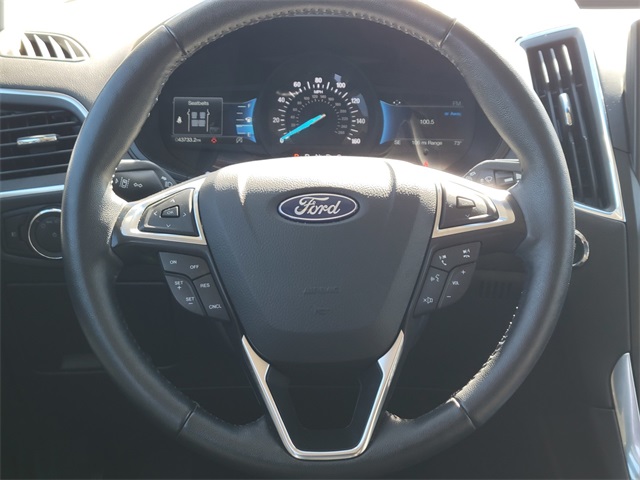 2024 Ford Edge Titanium photo 26
