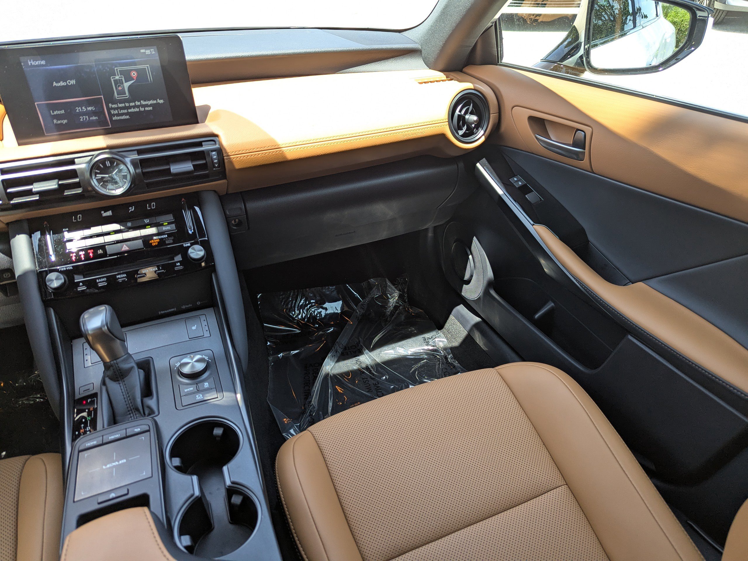 2025 Lexus IS F SPORT photo 14