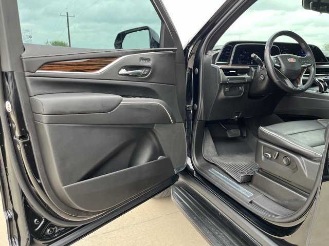 2023 Cadillac Escalade ESV Premium Luxury photo 30
