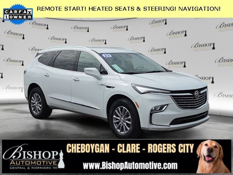 2023 Buick Enclave Essence's photo