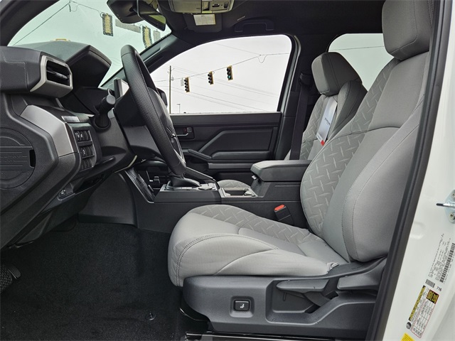 2025 Toyota Tacoma SR5 Double Cab photo 5