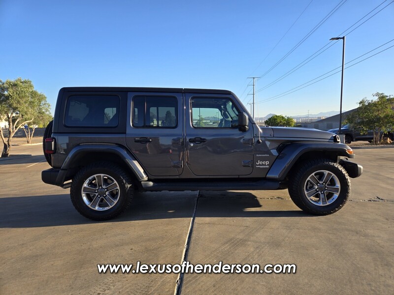 2018 Jeep Wrangler Unlimited Sahara photo 7