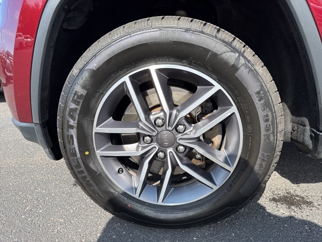 2022 Jeep Cherokee Limited photo 8
