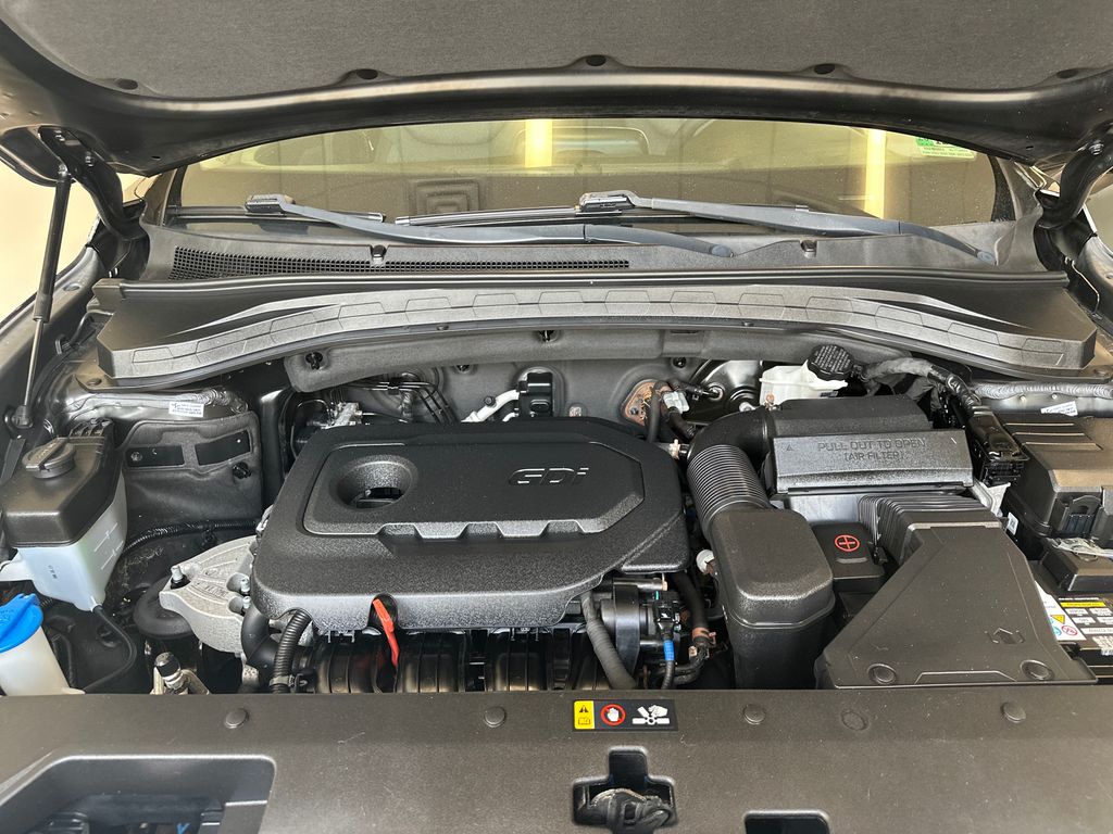 2019 Hyundai Santa Fe SE photo 23