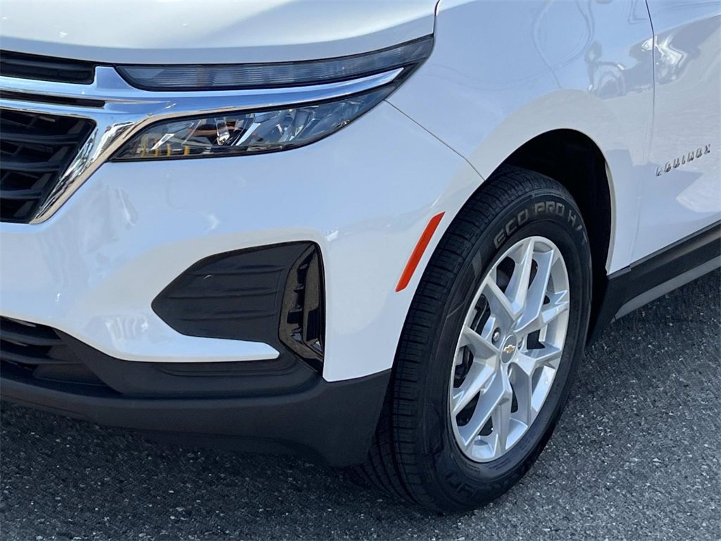 2023 Chevrolet Equinox LS photo 8