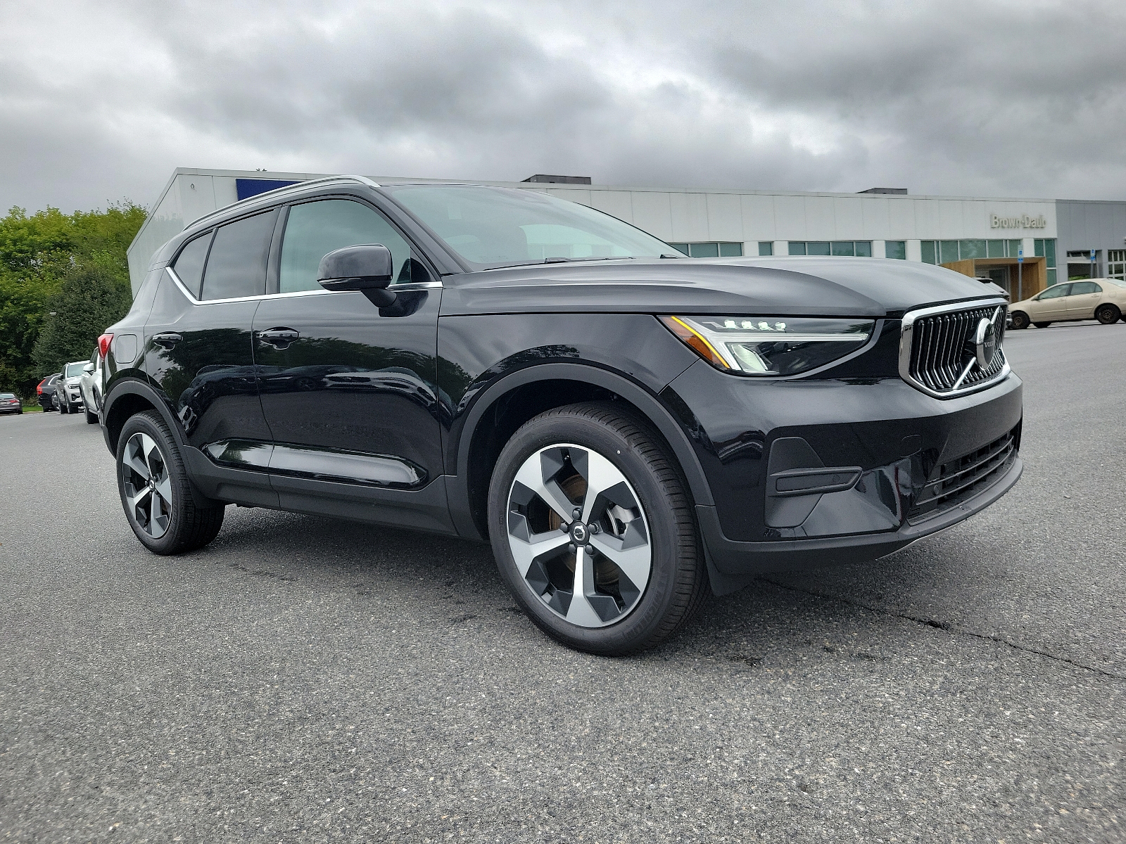 2025 Volvo XC40
