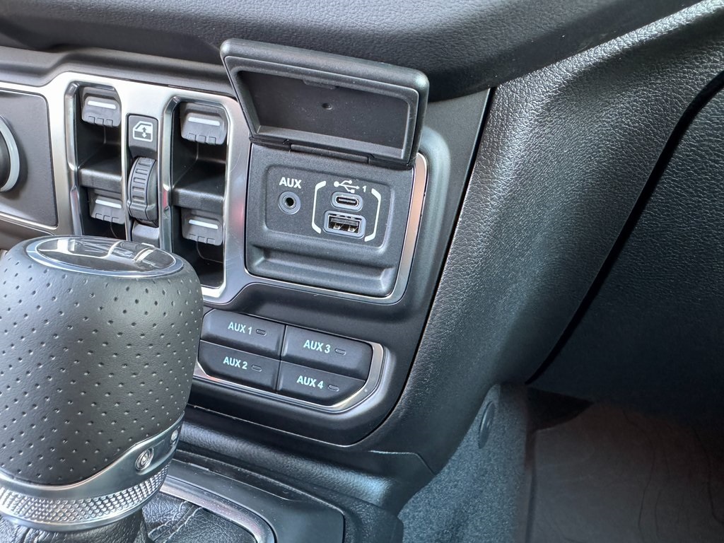 2025 Jeep Gladiator Mojave photo 25