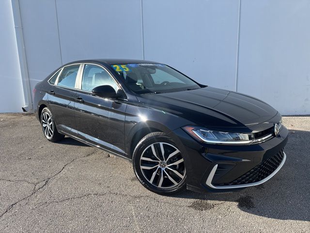 Used 2025 Volkswagen Jetta SE with VIN 3VW7X7BU1SM018815 for sale in Kansas City