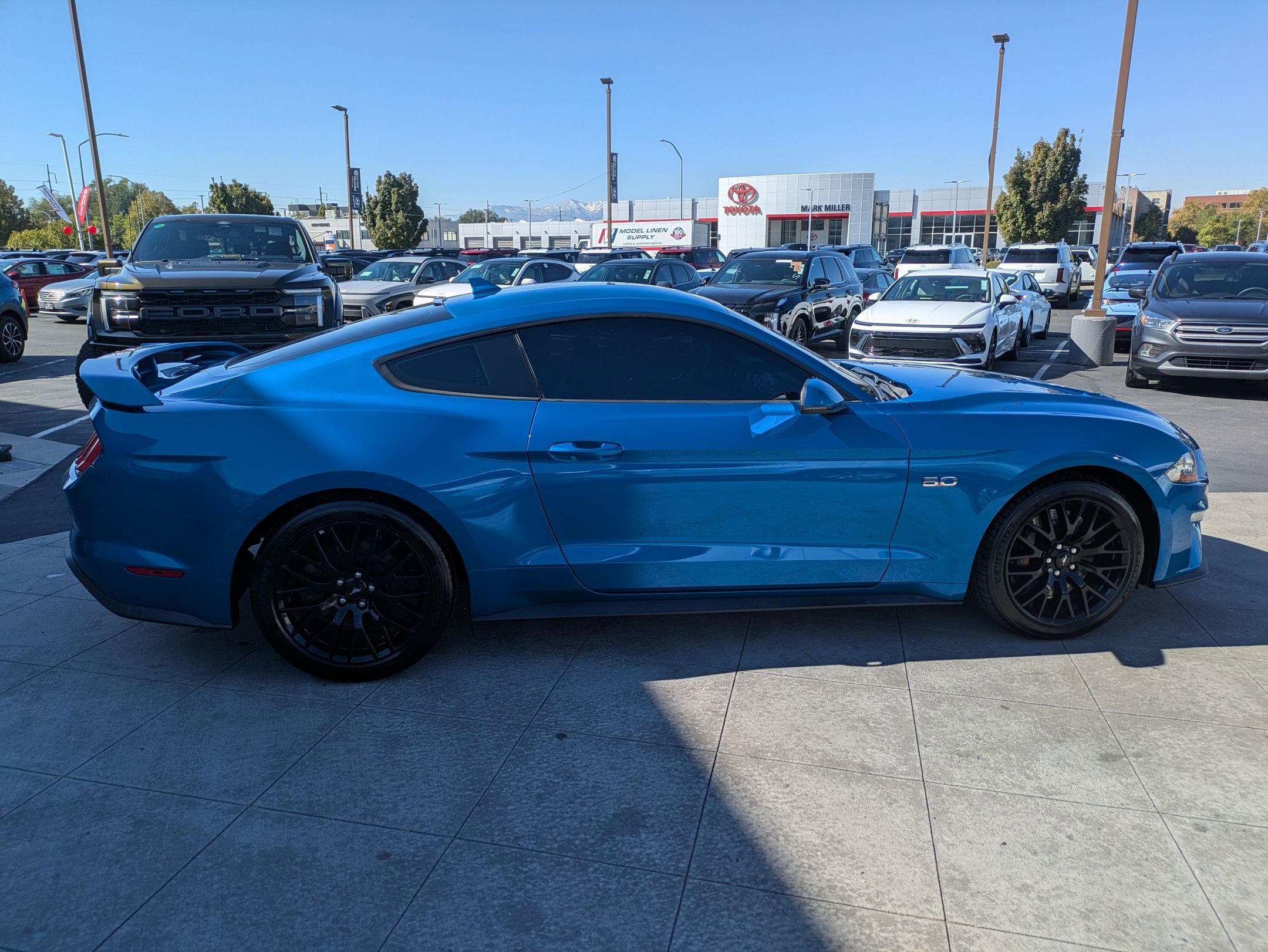 2020 Ford Mustang GT Premium photo 2