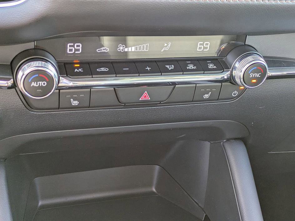 2025 Mazda Mazda3 2.5 s Preferred photo 21