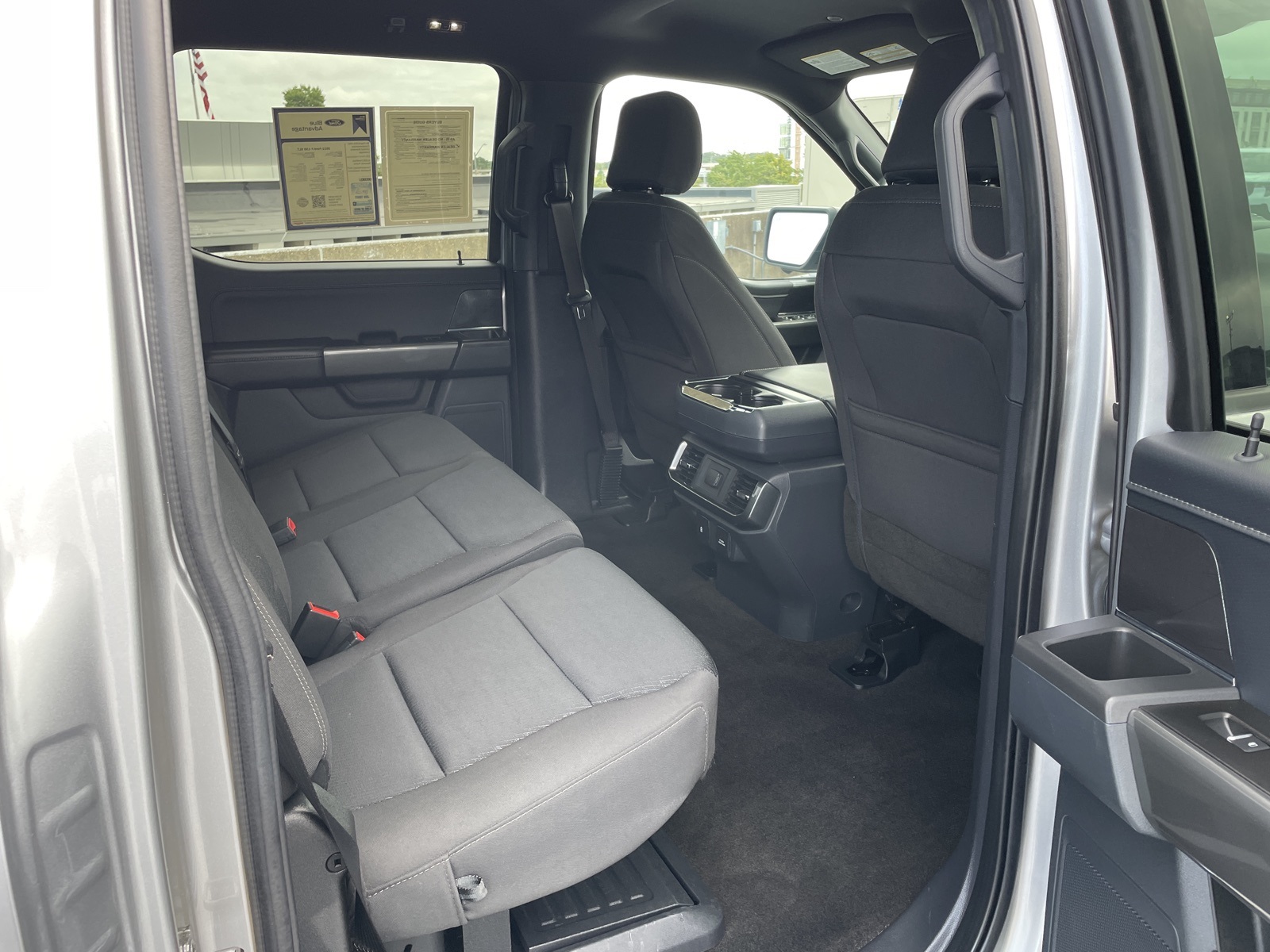 2022 Ford F-150 XLT photo 28
