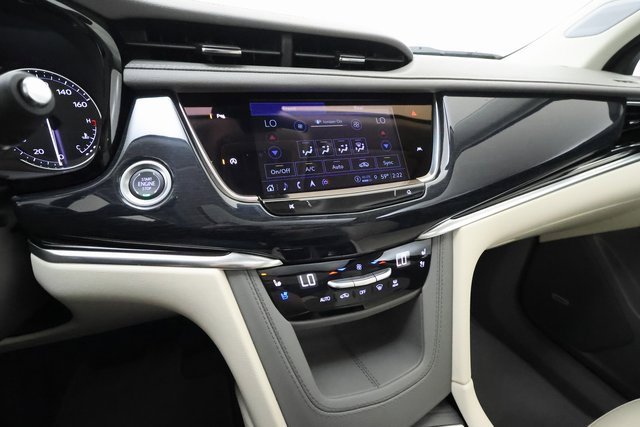 2025 Cadillac XT6 Premium Luxury photo 17