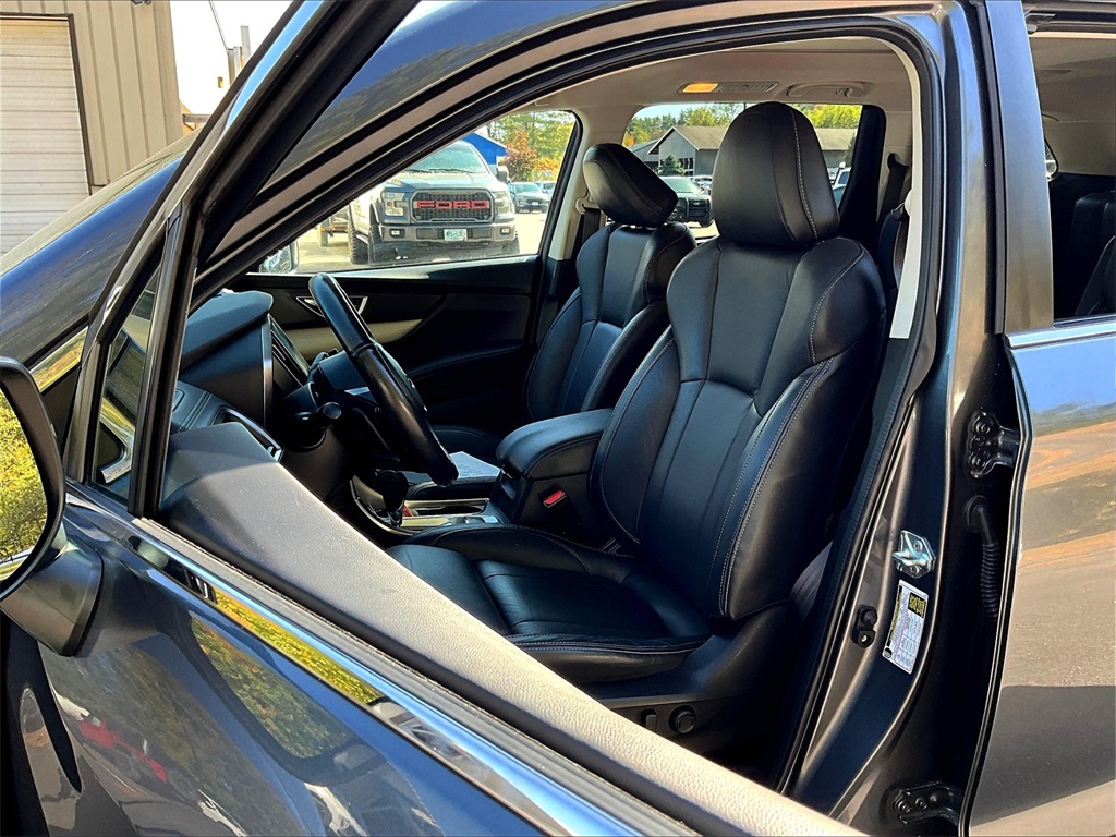 2022 Subaru Ascent Limited photo 9