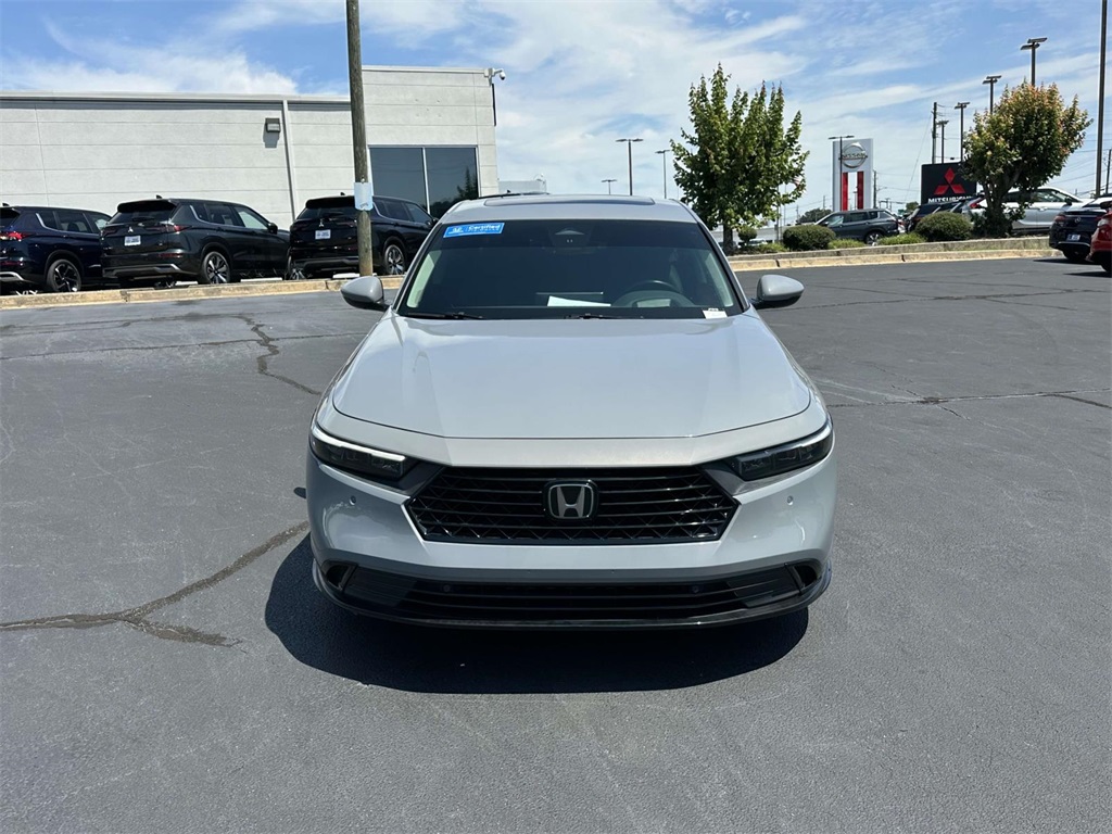 2024 Honda Accord Hybrid photo 2