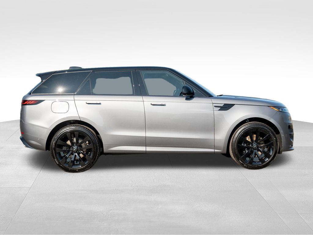 2025 Land Rover Range Rover Sport SE photo 8