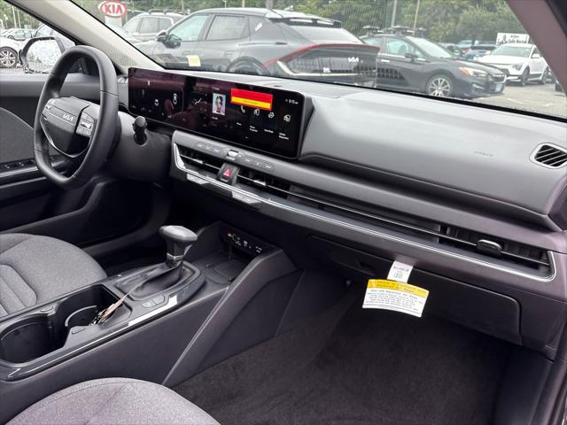 2025 Kia K4 EX photo 20