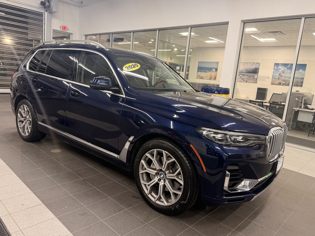 2020 BMW X7 40i's photo