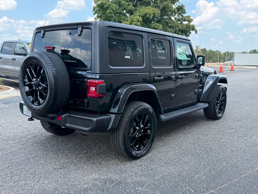 2021 Jeep Wrangler Unlimited Sahara 4xe photo 2