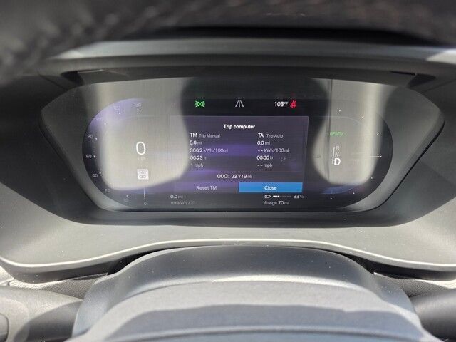 2022 Volvo C40 Recharge photo 23