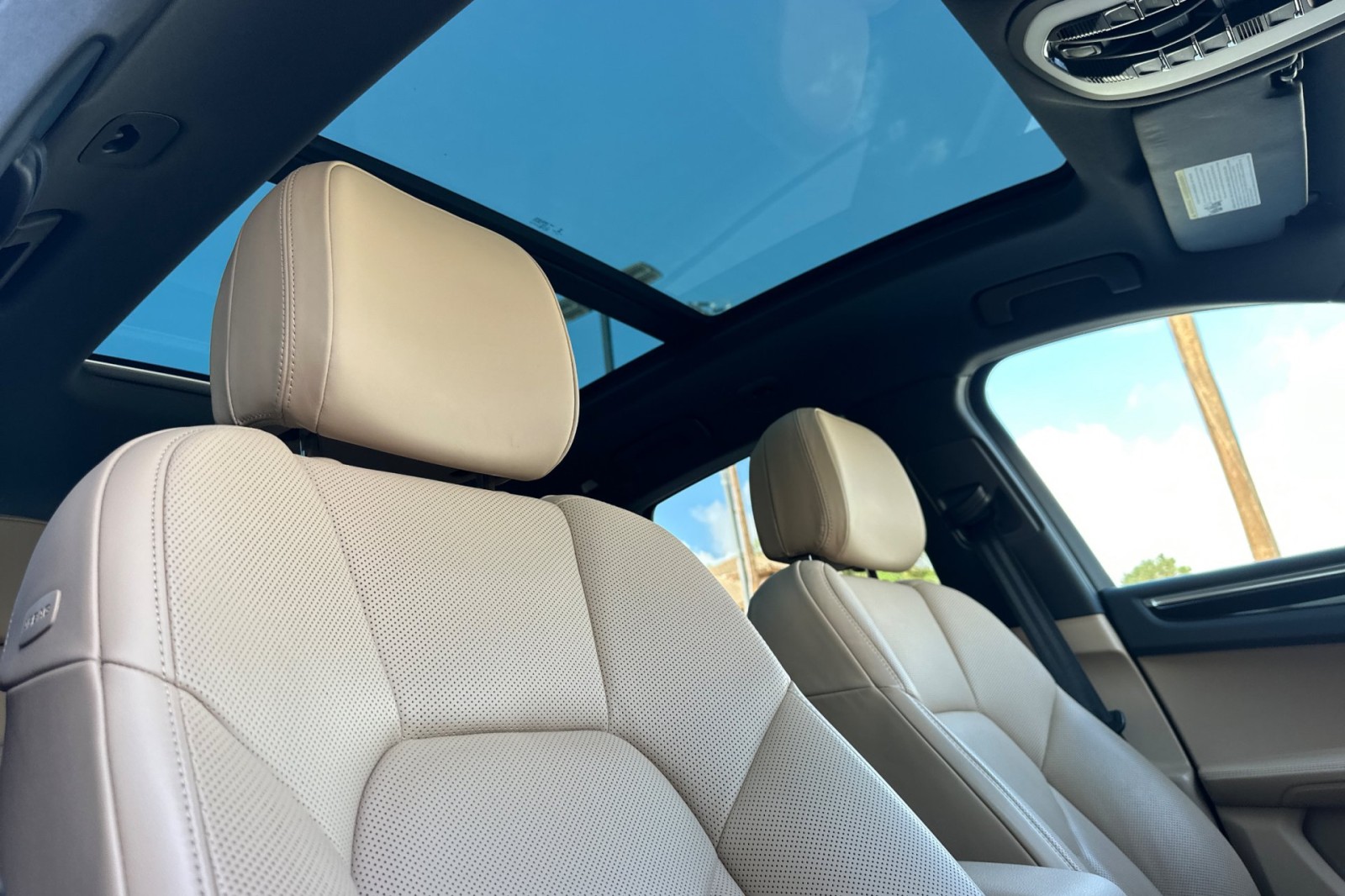 2019 Porsche Macan S photo 21