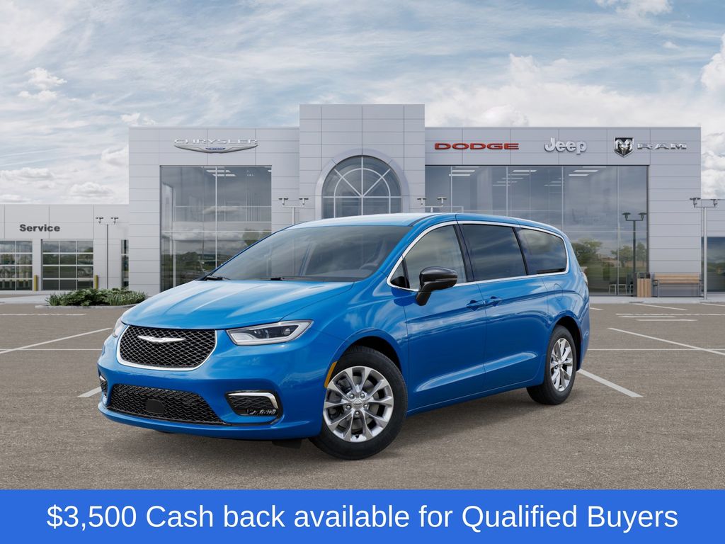 2026 Chrysler Pacifica Select's photo