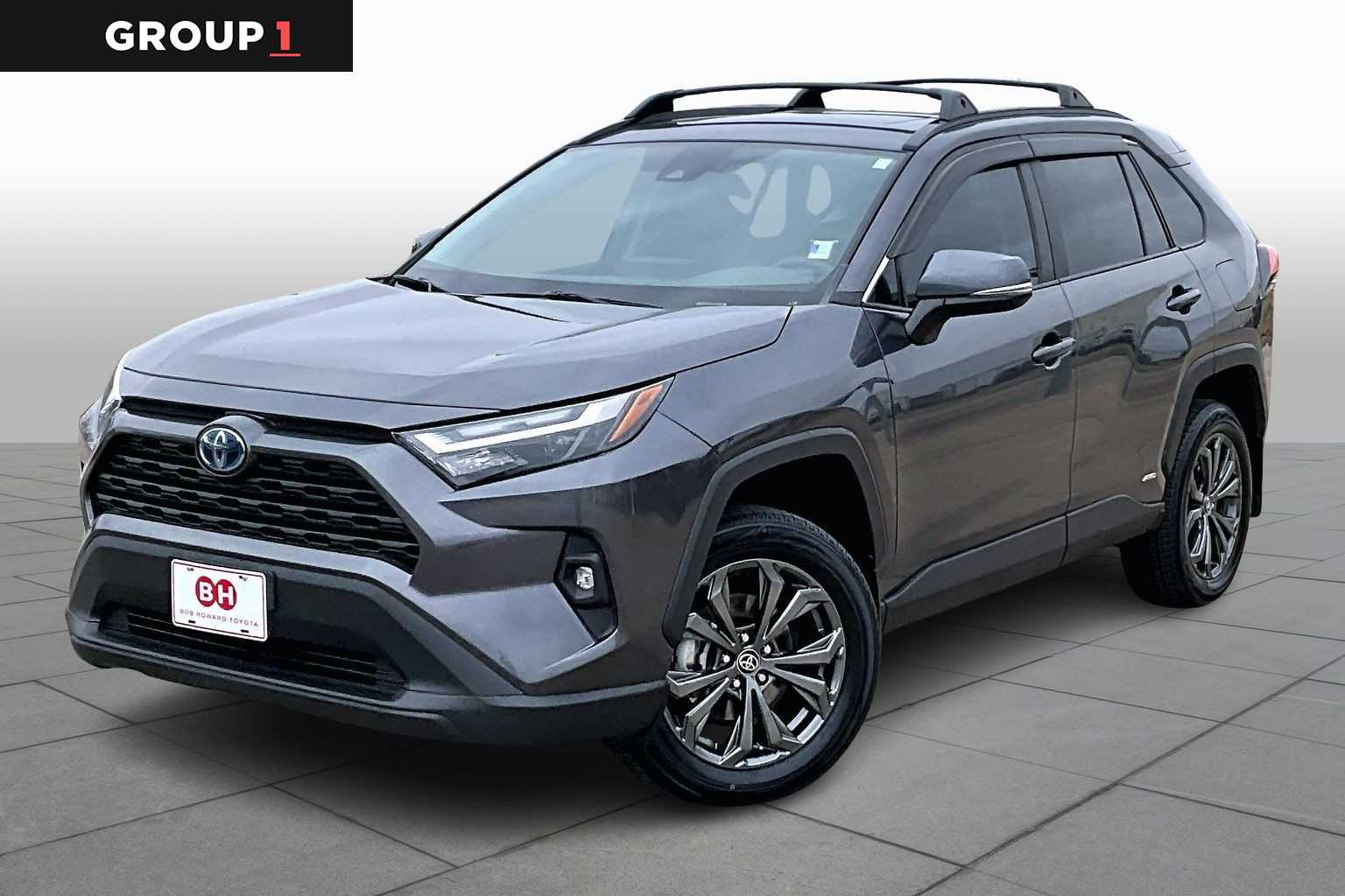 2024 Toyota RAV4 XLE Premium's photo