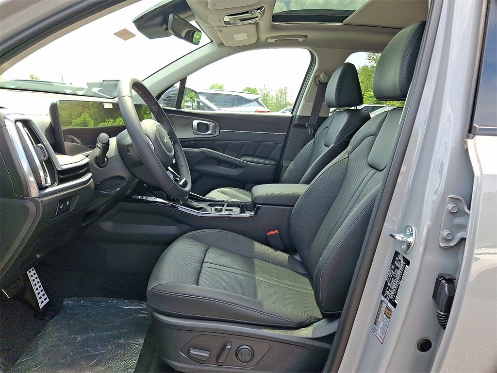2025 Kia Sorento X-Line SX photo 9
