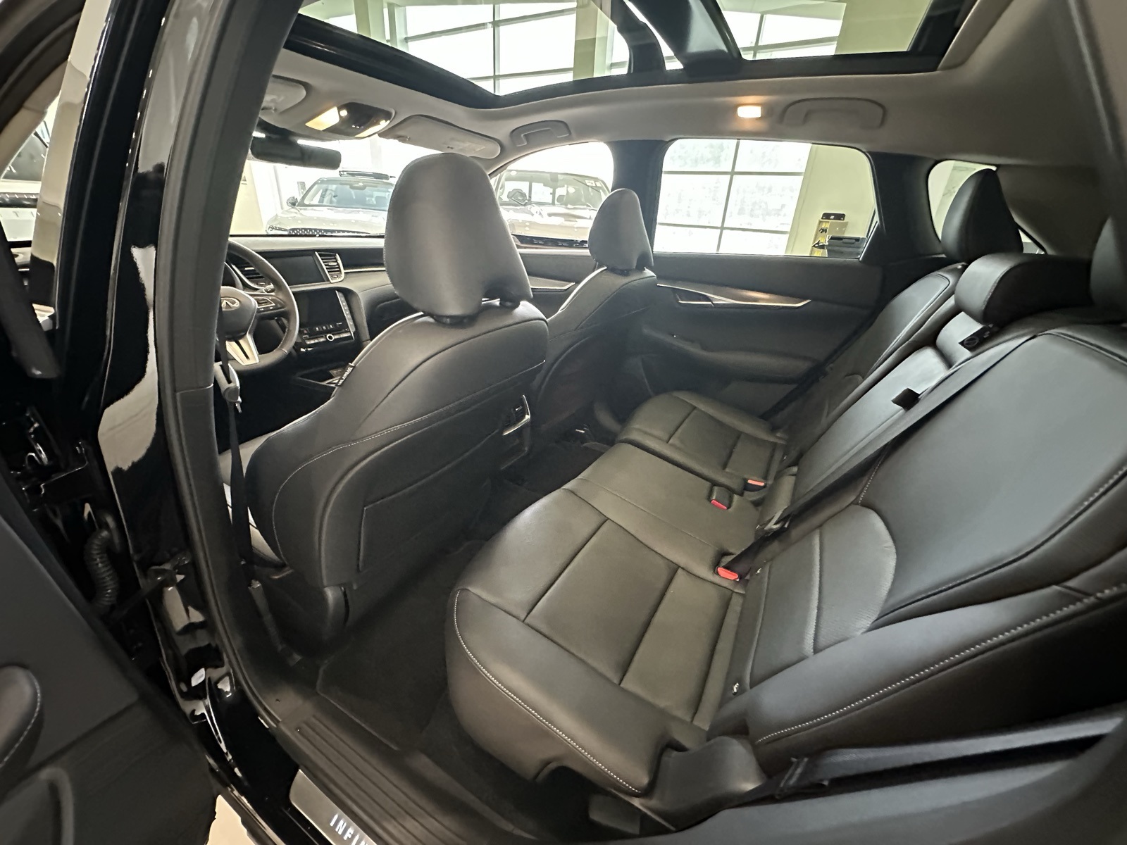 2025 Infiniti QX50 Luxe AWD photo 26