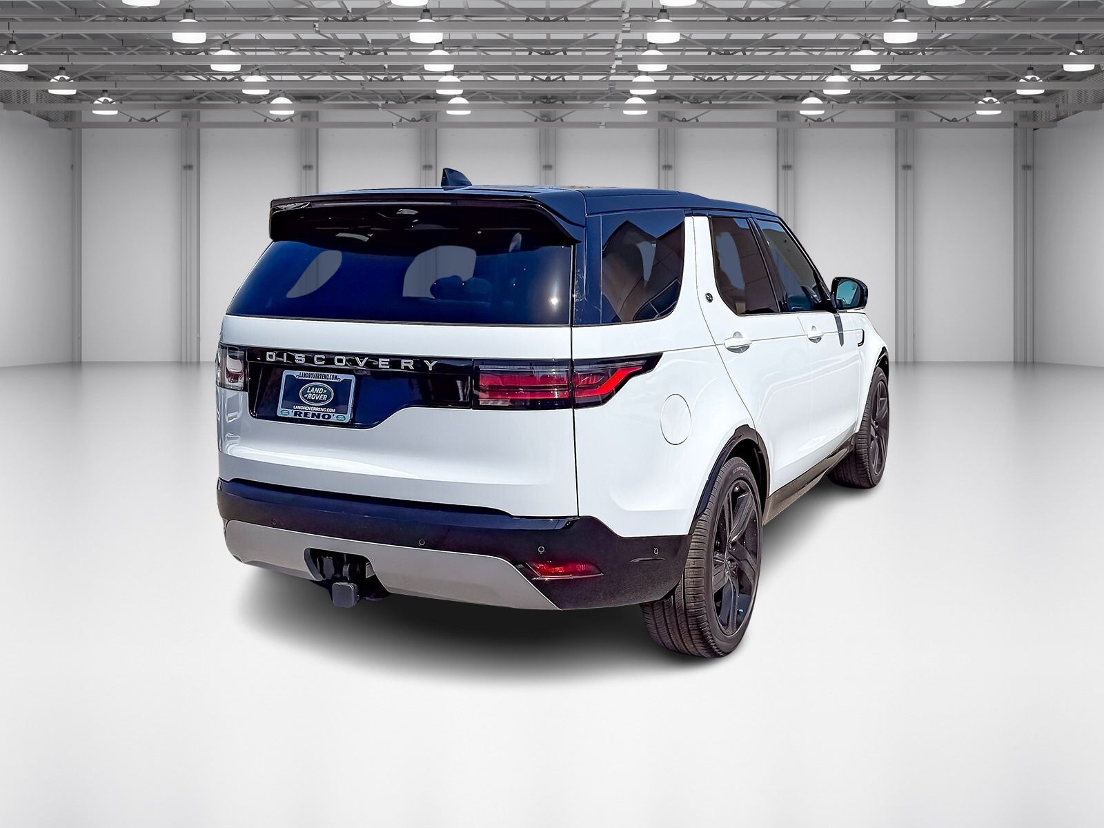 2025 Land Rover Discovery Metropolitan Edition photo 5
