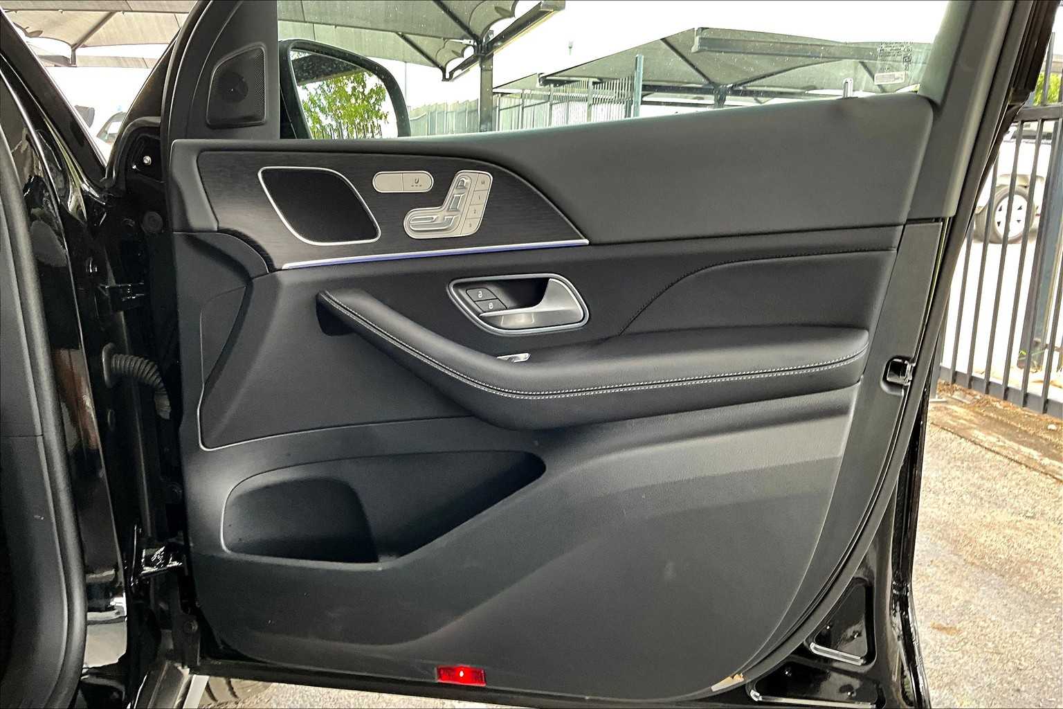 2025 Mercedes Benz GLE 350 4MATIC photo 22