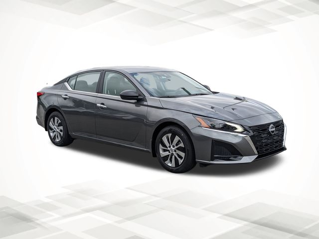 2025 Nissan Altima 2.5 S photo 2