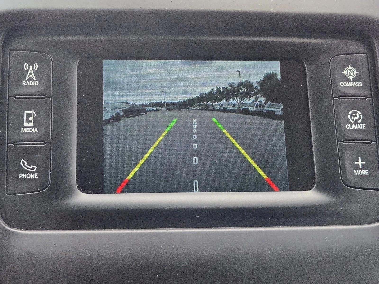 2016 Jeep Cherokee Latitude photo 13