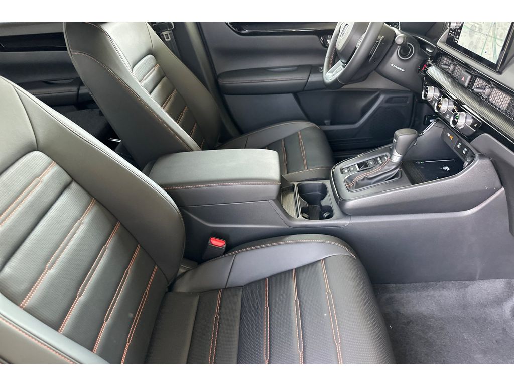 2026 Honda CR-V Hybrid Sport Touring photo 18