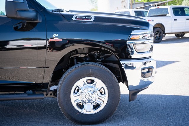 2025 Ram 2500 Tradesman photo 5