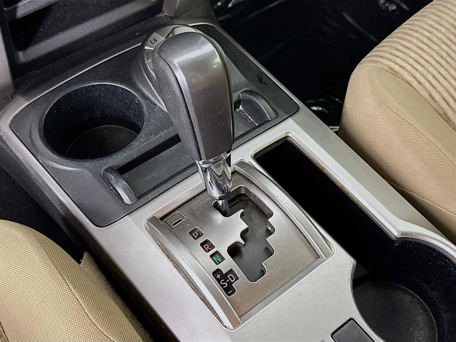 2015 Toyota 4Runner SR5 photo 16