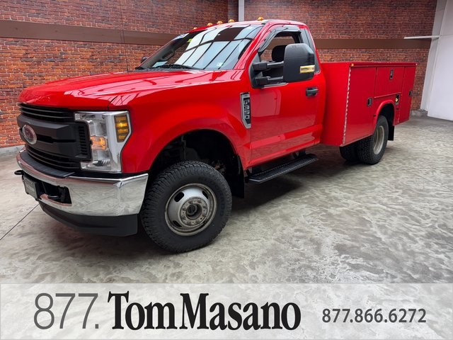 2018 Ford F-350 Super Duty Chassis Cab