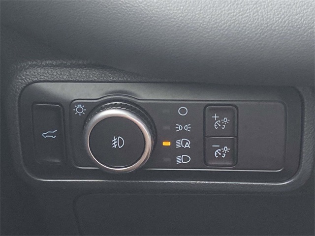 2025 Ford Explorer photo 27