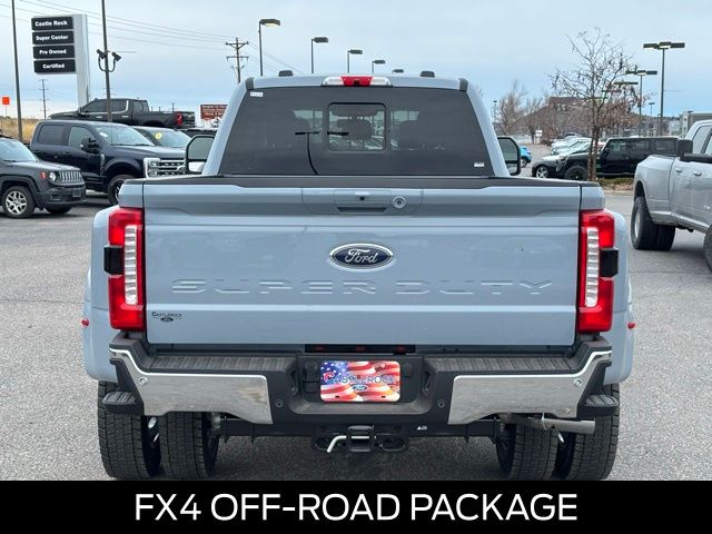2026 Ford F-450 Lariat photo 3