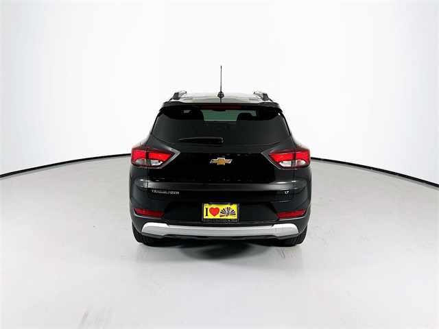 2025 Chevrolet Trailblazer LT photo 5