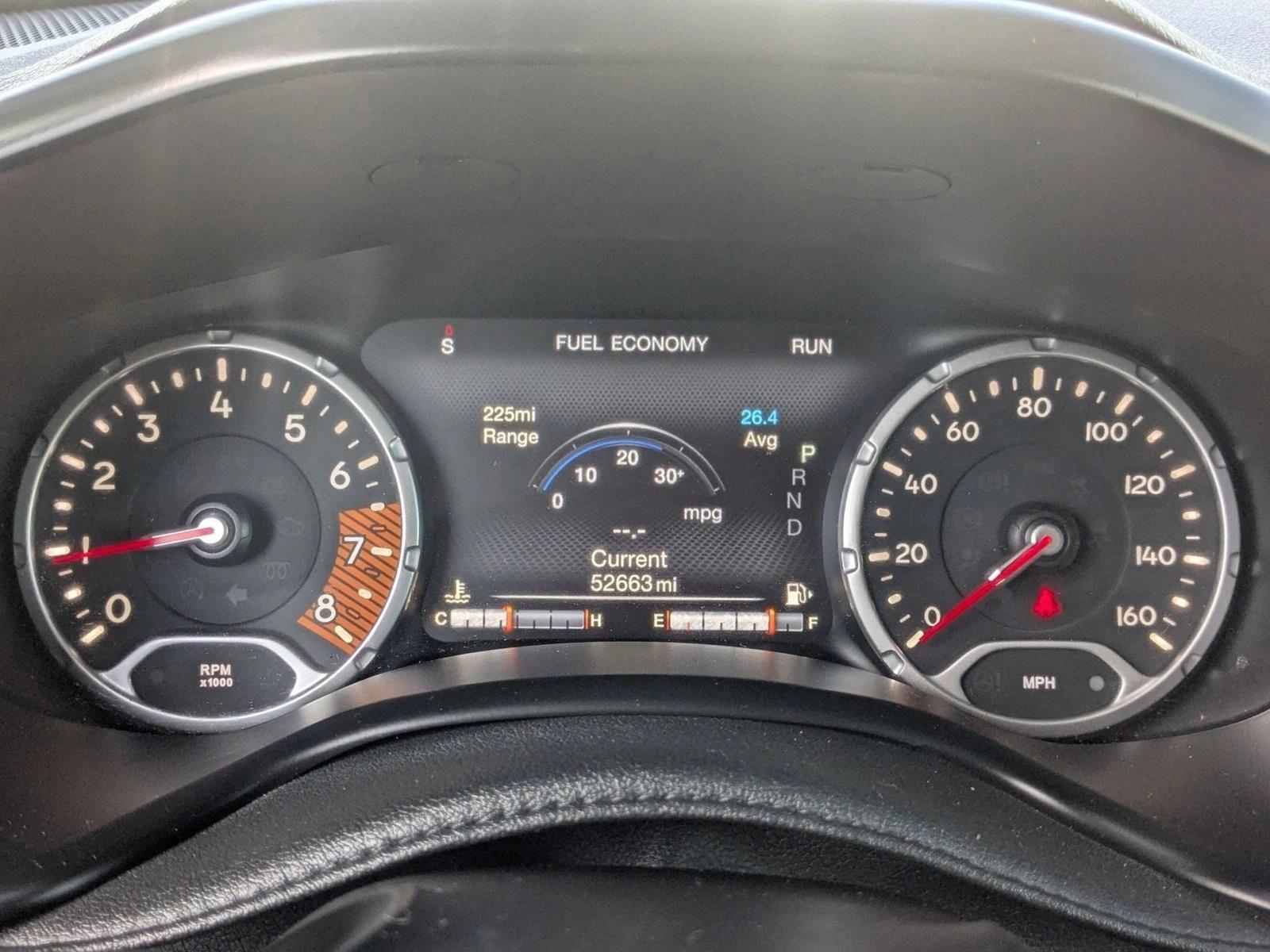 2022 Jeep Renegade Latitude photo 9