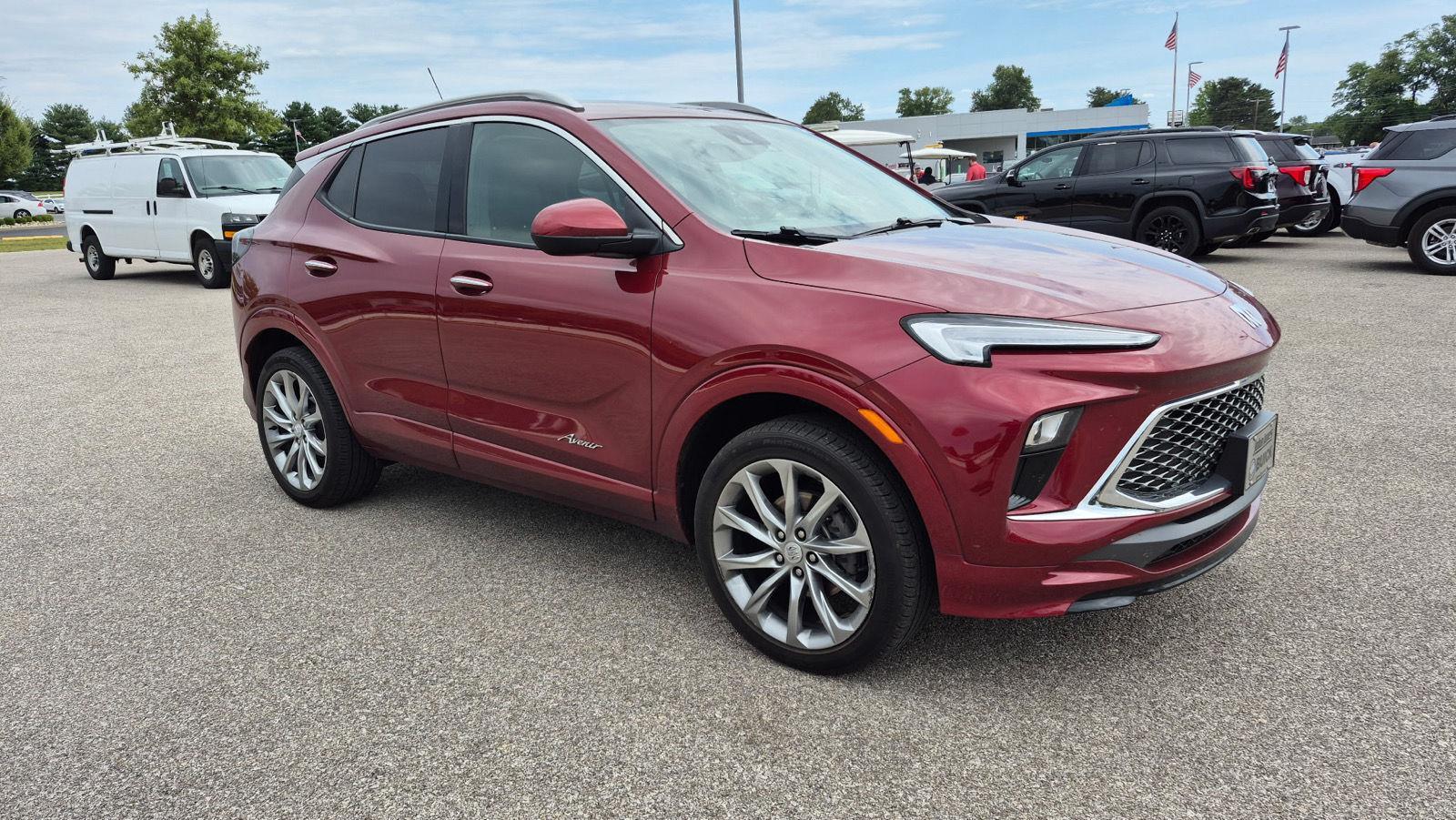 2024 Buick Encore GX Avenir photo 3