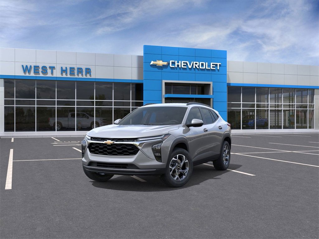 2025 Chevrolet Trax LT photo 2