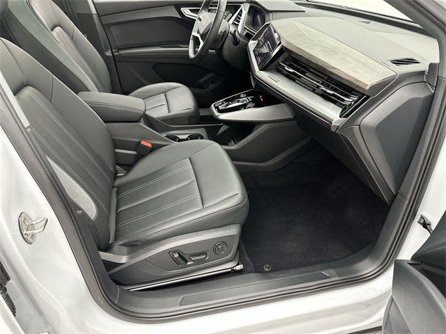 2024 Audi Q4 E-tron Premium Plus photo 15