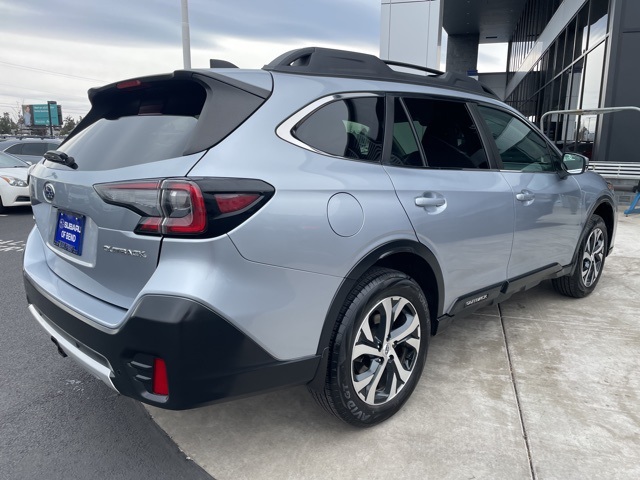 2022 Subaru Outback Limited photo 4